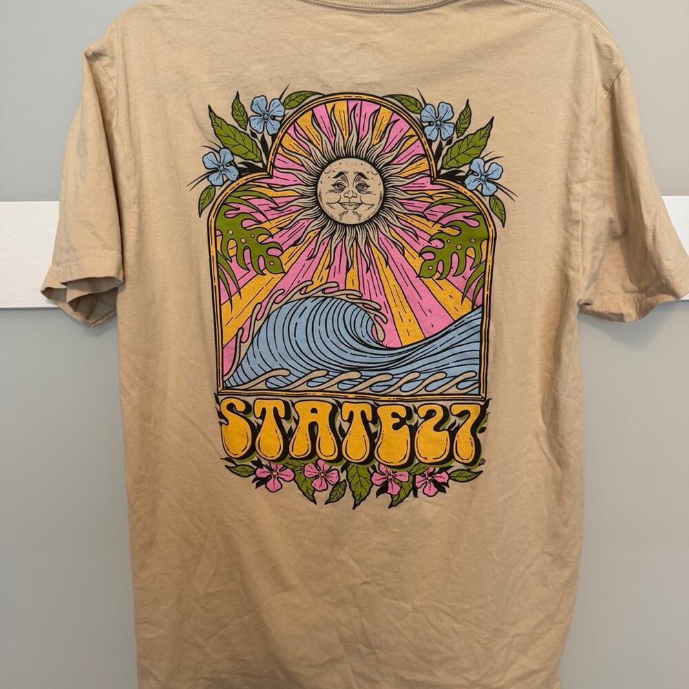 State 27 Womens M Tan Graphic T Shirt Retro Sun Wave Surf Beach Tropical Florida
